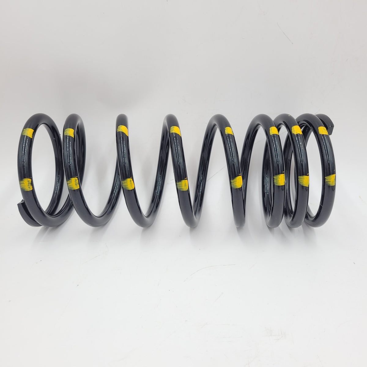 Defender 110 Front Passenger Coil Spring Yellow/Yellow Part NRC8045