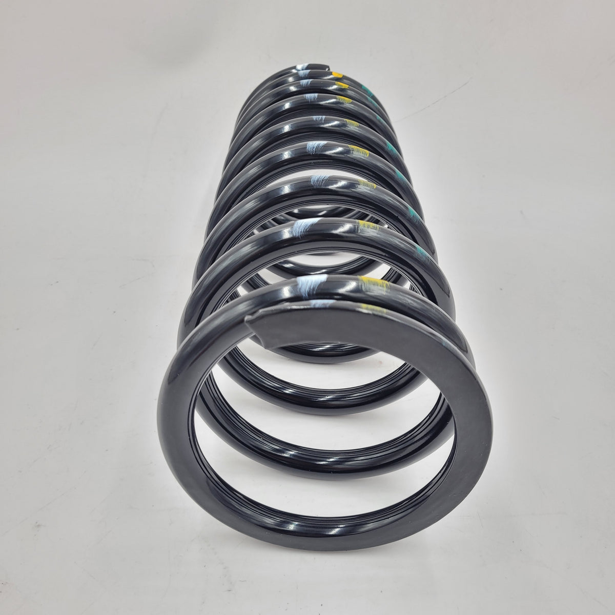 LR DEFENDER 90' Rear Passenger Coil Spring (Green/Yellow/White) RKB101240