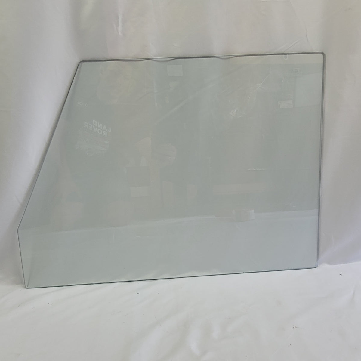 LR DEFENDER -88 Front Door Glass 5mm MTC782