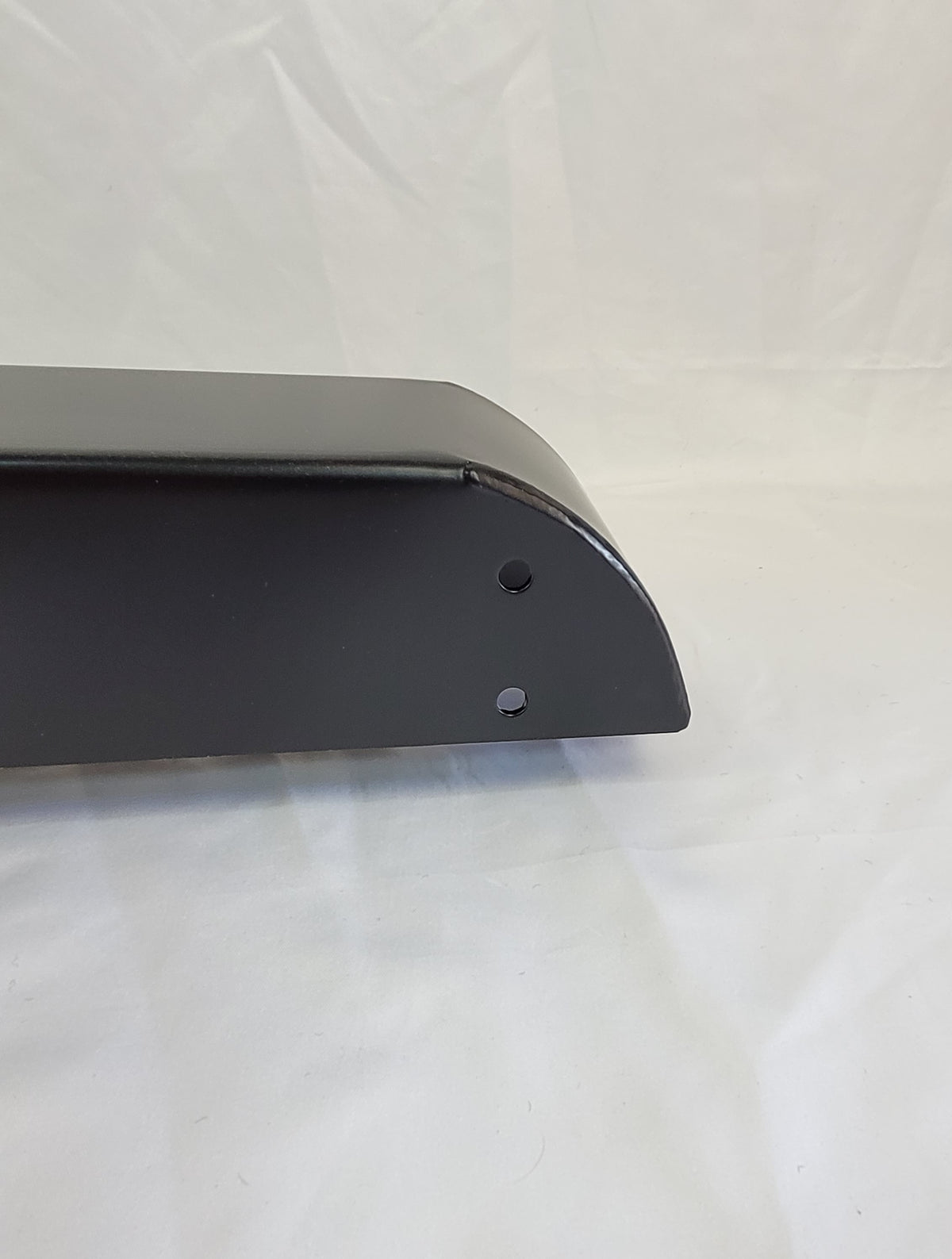 LR DEFENDER Front Bumper WITH ENDCAP HOLES LR505A