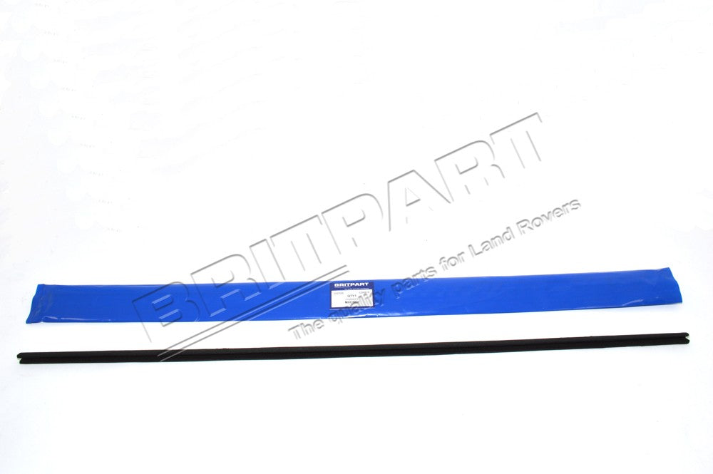 LR DEFENDER Rear Side Door Front Vertical Window Channel 4mm Glass MXC5837