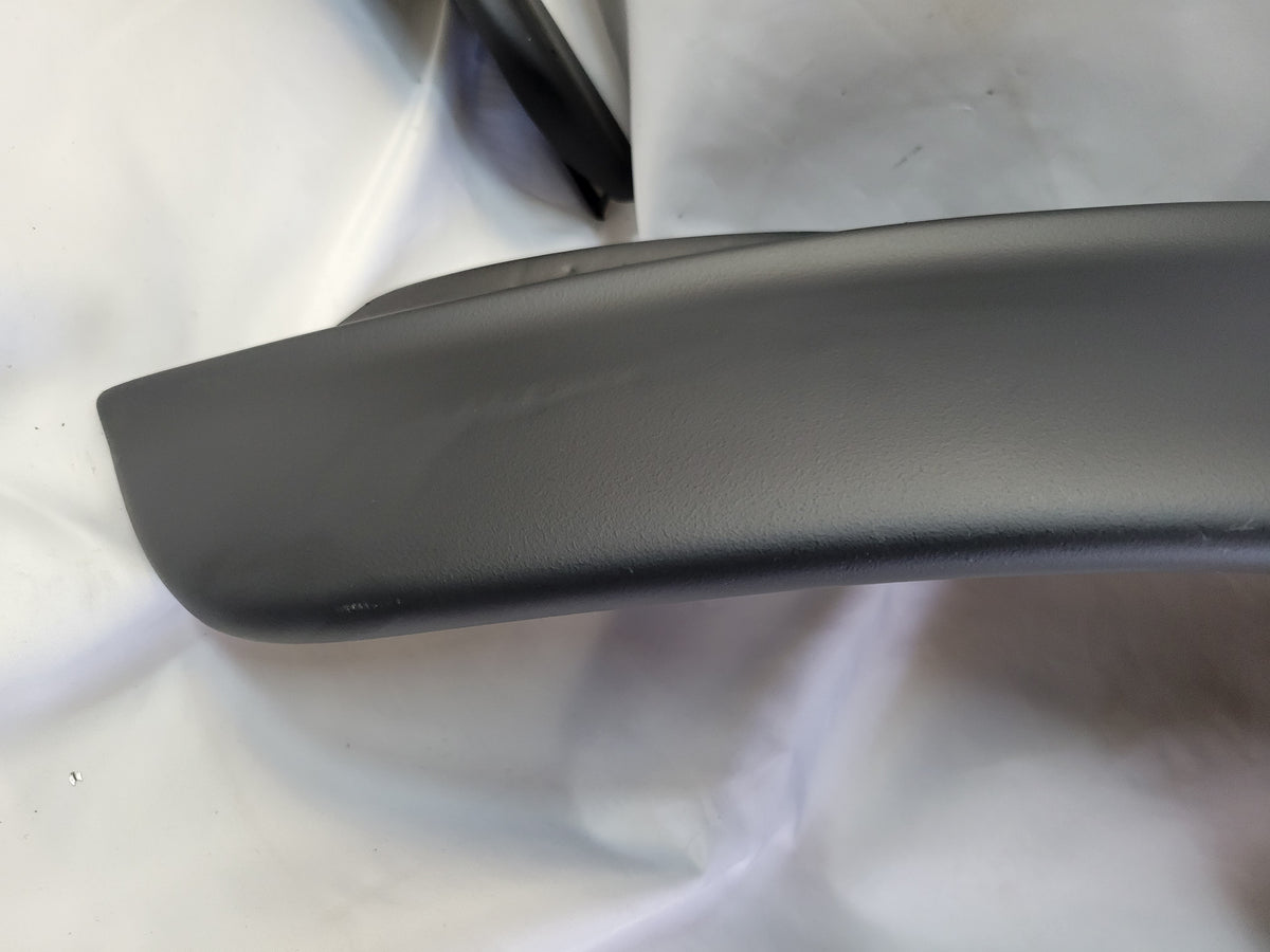 WHEEL ARCH SET MATT BLACK SUITABLE FOR DEFENDER VEHICLES Part BA3730 with small scratches
