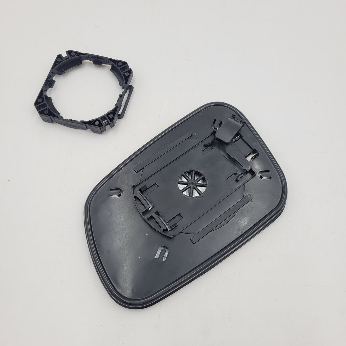 LAND ROVER DISCOVERY 1 DOOR MIRROR GLASS R/H AND MOUNTING CLIP STC4625+CRD100640