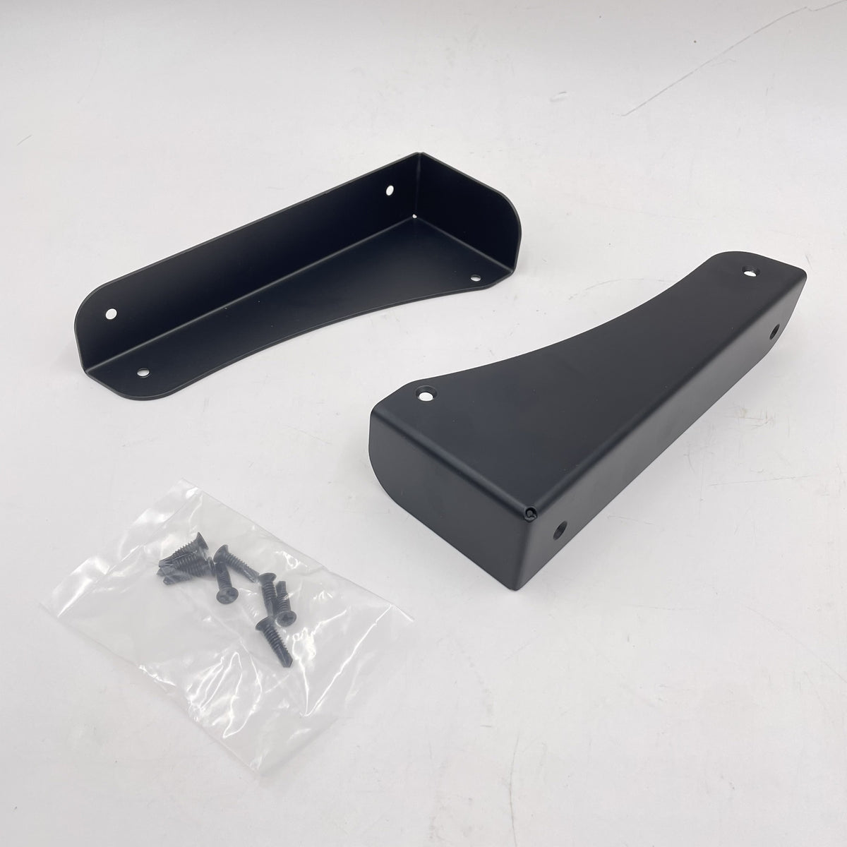 Defender BLACK SEAT BOX CORNER PROTECTORS PAIR BRITPART DA7371