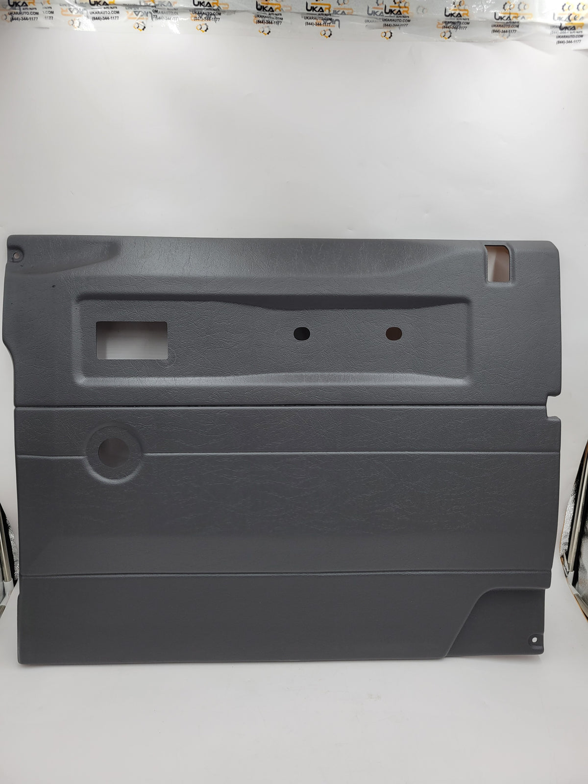 LR Defender up to 2007 Right Front Door Case Dark Grey Manual Part DA2442