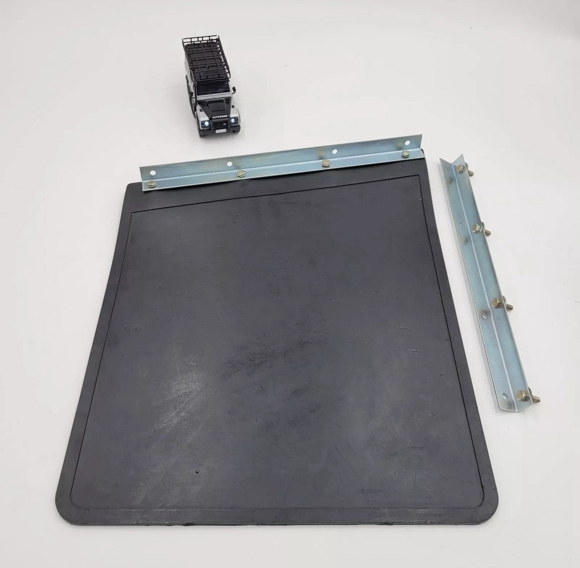 Land Rover Rear Mud Flap Part BR0204 (320590)