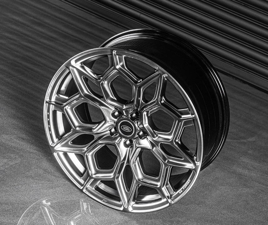 LAND ROVER DEFENDER (1991-2016) 1983 LIGHT ALLOY WHEELS 18"