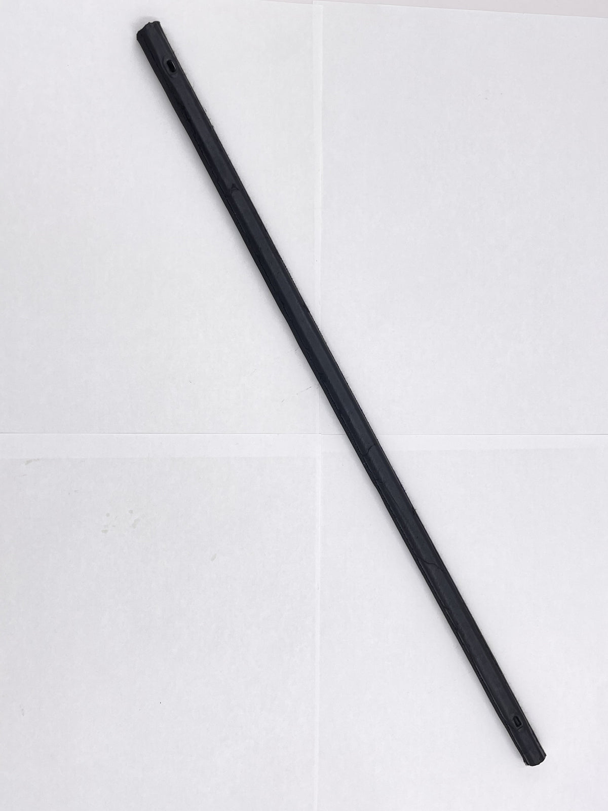 LR DEFENDER LH RH Channel Rear Side Door 4mm Glass Top Part MXC5833