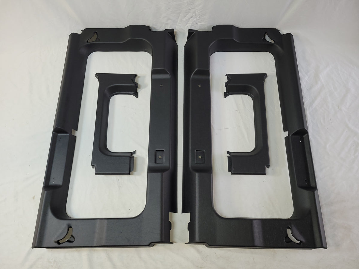 LR DEFENDER 110" 87-06* 07-16 Rear Window Surround with Window CutOut Set DA3842