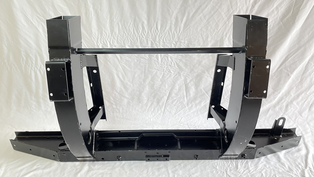 110/130 DEFENDER 200/300 TDI REAR 1/4 CHASSIS CROSSMEMBER 700MM LONG LEGS DA4020