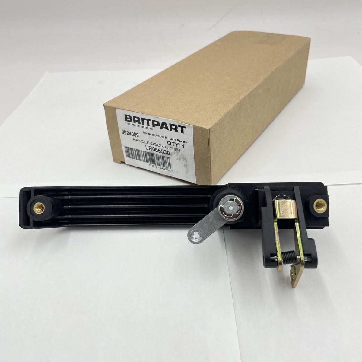 LR DEFENDER -16 Door Handle Outer LH Defender Push Button Type LR066530