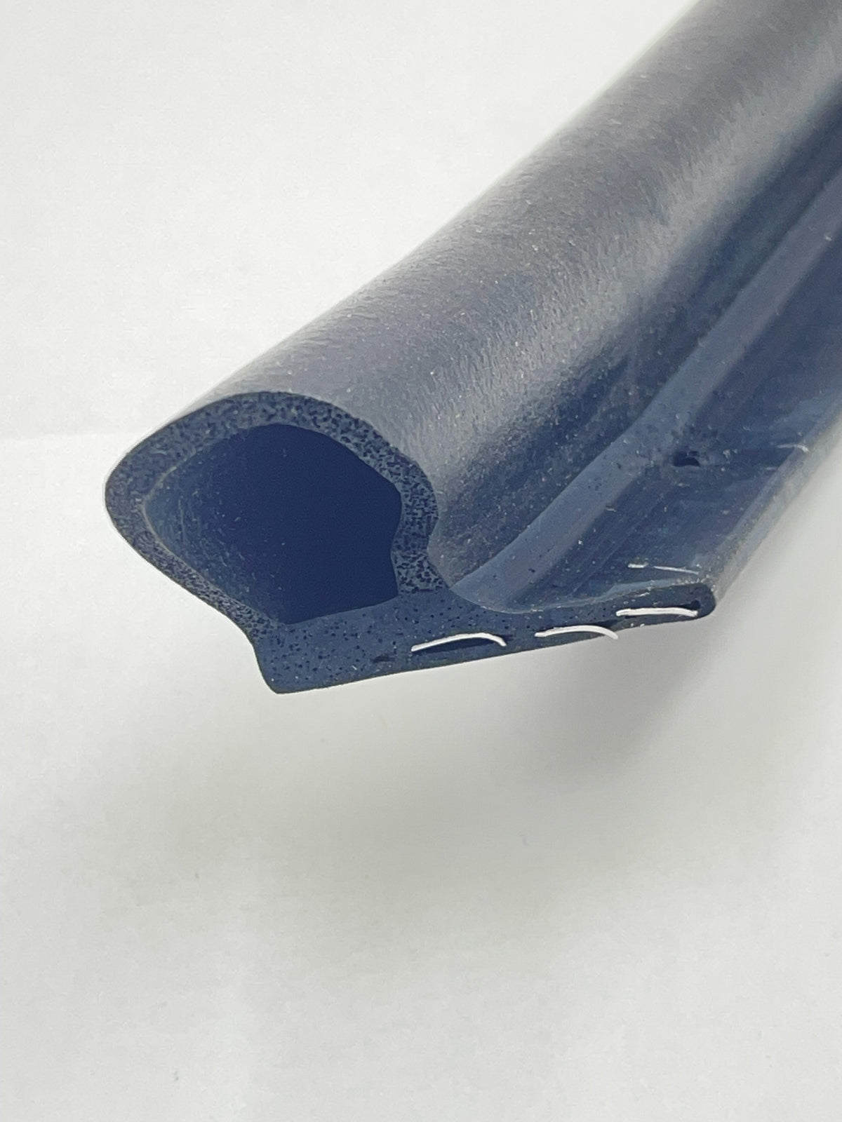 LR DEFENDER -94 VIN LA933876 RH REAR DOOR RUBBER SEAL MWC6128