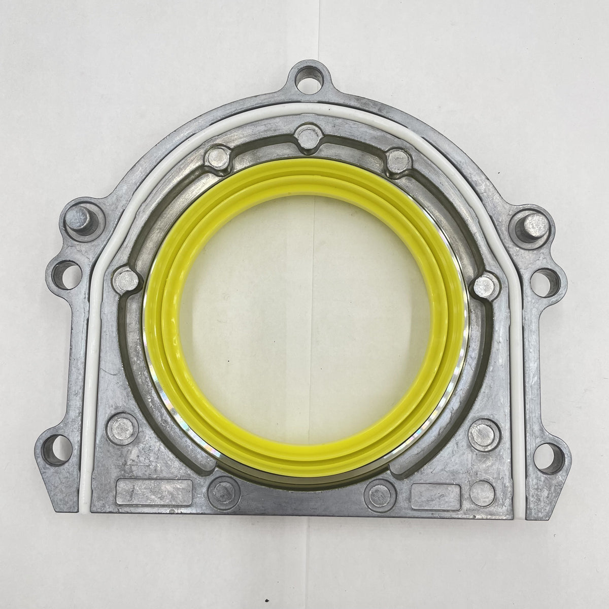 LR DEFENDER -06 DISCOVERY II TD5 Rear Crankshaft Oil Seal LUF100420