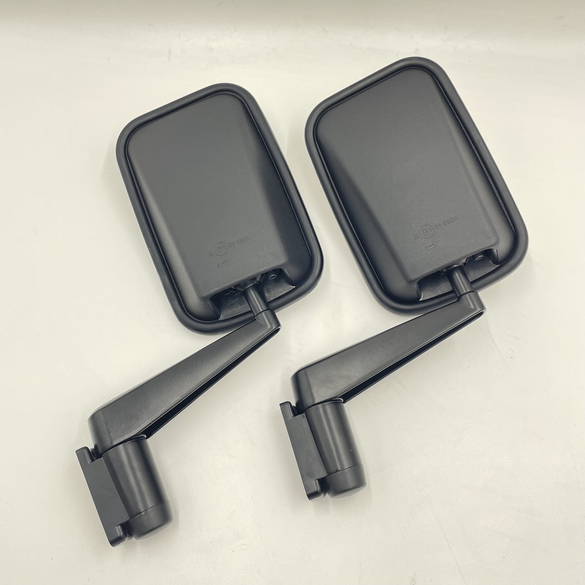 Land Rover Defender 90 / 110 Mirror And Arm Assembly Left Or Right Part MTC5217