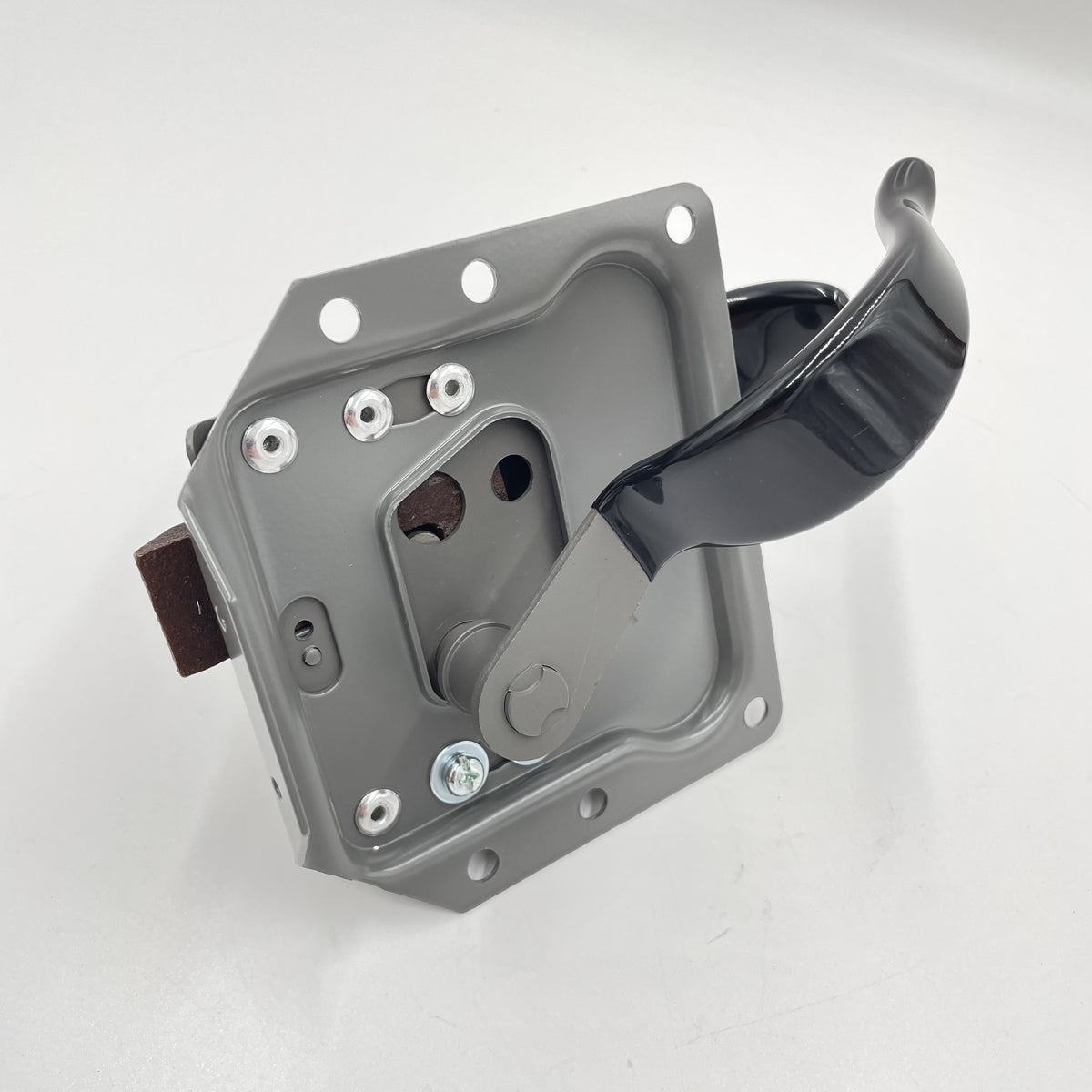 LR SERIES LH REAR DOOR LOCK WITHOUT LOCK JM-91607 / 395653