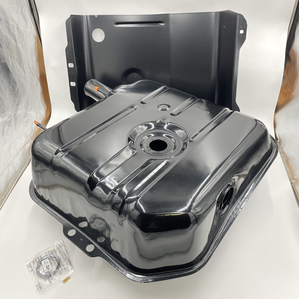 LR DEFENDER 110/130" -98 2.5D 200/300TDI Fuel Tank Part JM-99146 / WFE000190