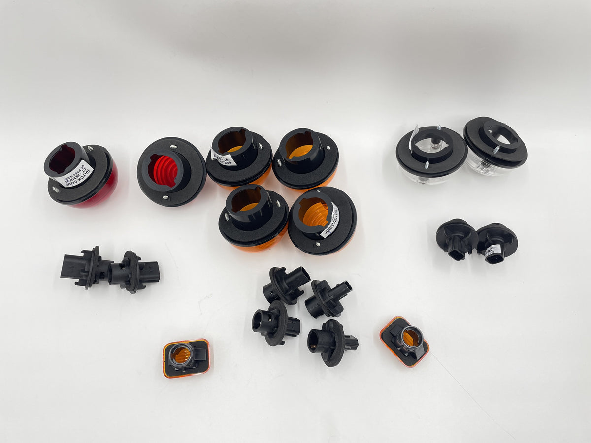 LR SERIES DEFENDER FULL LIGHT LAMP KIT W/O BULBS DA1080
