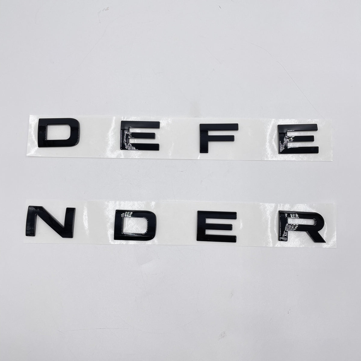 LR DEFENDER 20-22 FRONT GLOSS BLACK LETTERS HOOD BADGE FT-LRE040