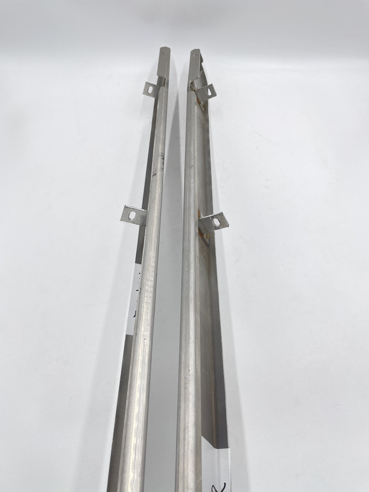 LR DEFENDER 90' ALUMINUM 3mm PAIR OUTER SILL RAIL SET YRM182
