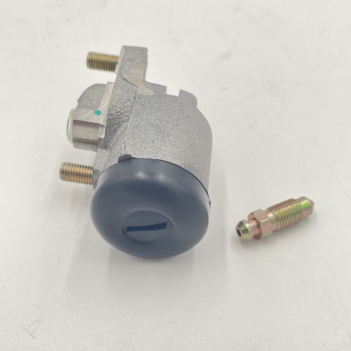 LR SERIES WHEEL CYL FR/RH 88/109 BRITPART 243744