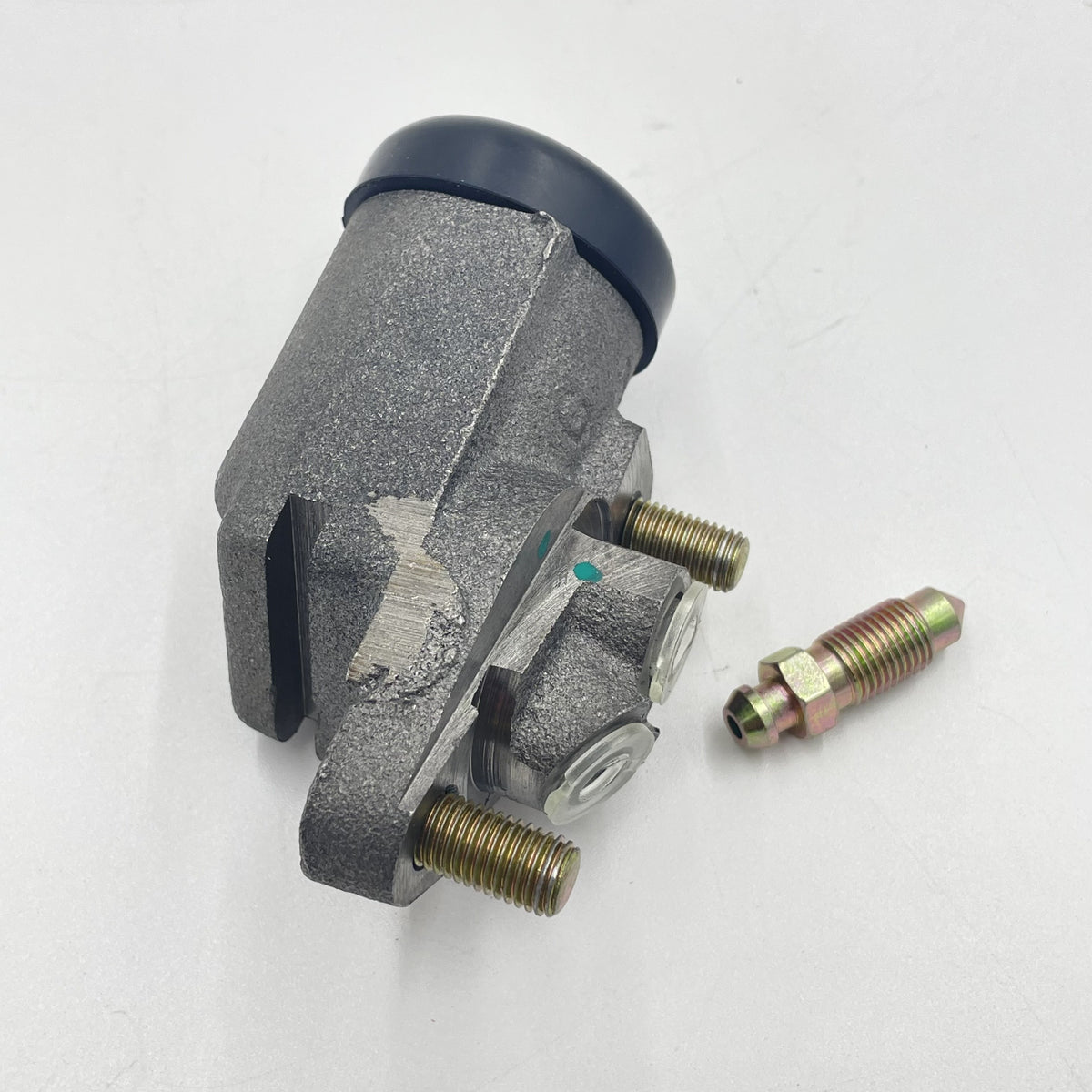 LR SERIES WHEEL CYL FR/RH 88/109 BRITPART 243744