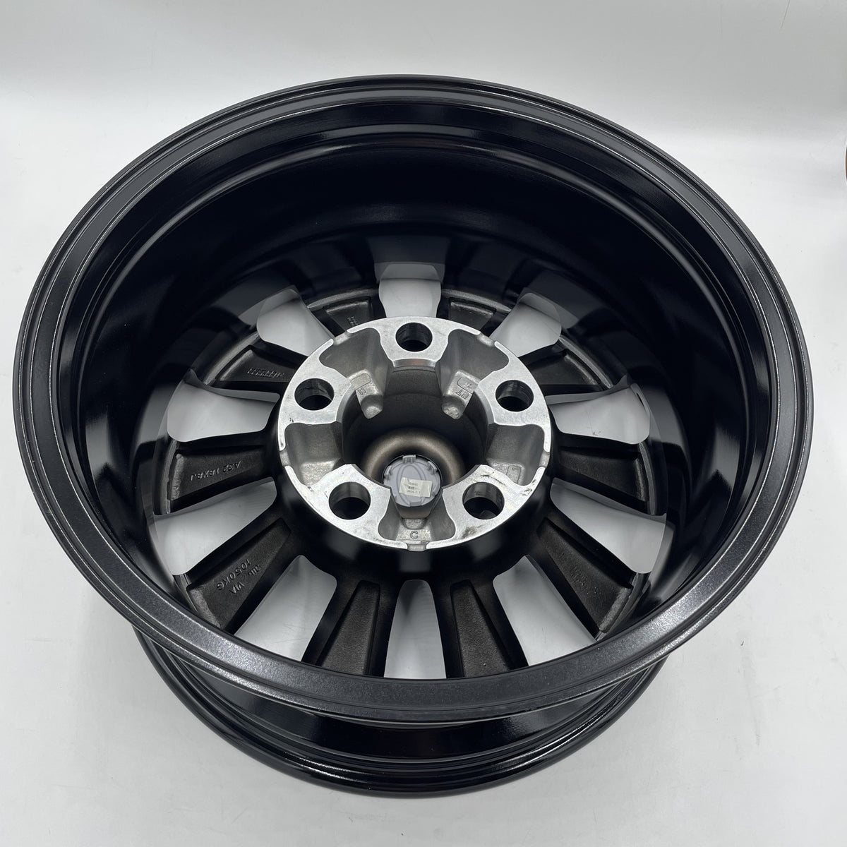 Black Sawtooth Alloy Wheel 18x8 ET:10 BEARMACH BA3460B
