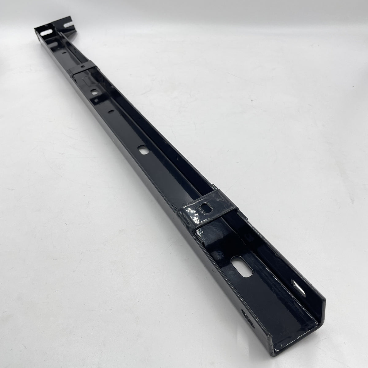 LR SERIES DEFENDER 2/3 Doors LH Front Door Sill Channel LR023164