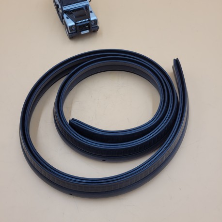 LR DEFENDER 83-16 Dash Seal for Bulkhead Drain Channel LR053843