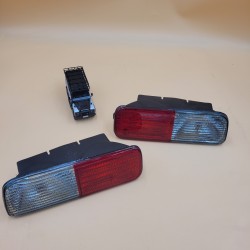 Land Rover Discovery 2 rear bumper lights set pair XFB000720 & XFB000730