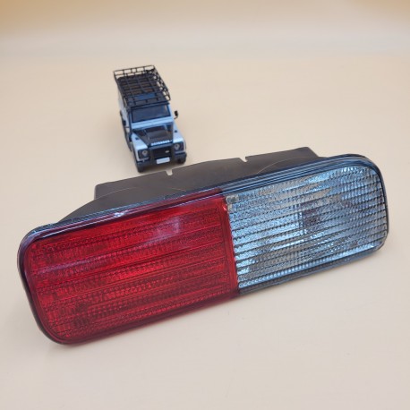 LAND ROVER DISCOVERY 2 03-04 REAR BUMPER LIGHTS SET PAIR XFB000720 AND XFB000730