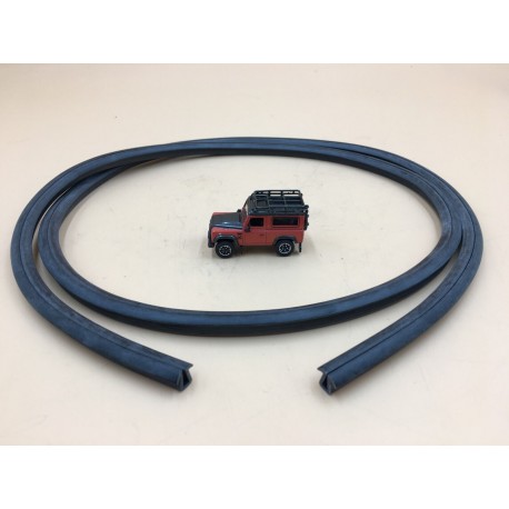 LR DEFENDER 86-01 Sliding Windows Glazing Strip MWC7617