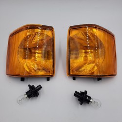 Land Rover Discovery 1 1994-1999 front indicator lamp set XBD100760 & XBD100770