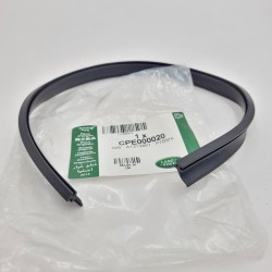 LAND ROVER DEFENDER L316 Rear Vertical Side Window Seal CPE000020 NEW GENUINE