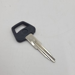 One Land Rover Defender 90 110 Ignition Lock Key Blank Uncut CWE500390
