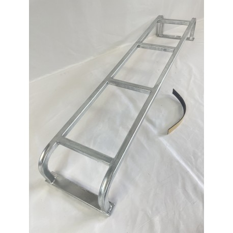 LR SERIES DEFENDER 90/110' -16 Galvanized Rear Ladder DA1089
