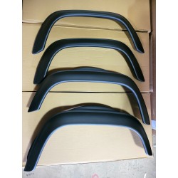 WHEEL ARCH SET MATT BLACK SUITABLE FOR DEFENDER VEHICLES Part BA3730 with small scratches