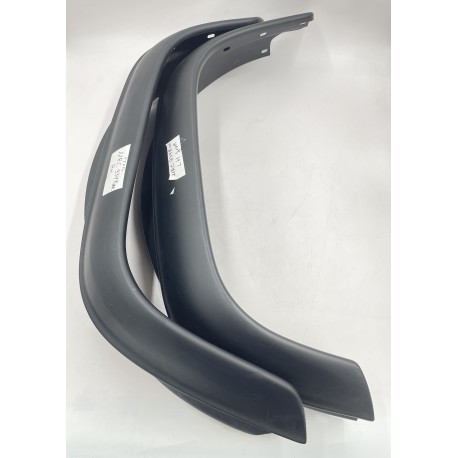 Scratched DEFENDER 1987-2016 Front Wheelarch SET of 2 MRC9378MR (MRC9378)