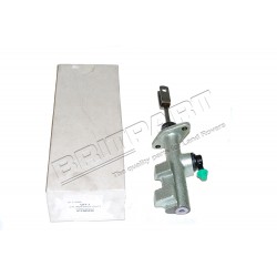 DISCOVERY II Clutch Master Cylinder Part STC000220