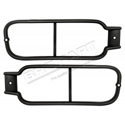 LR DISCOVERY II Lamp Guards Rear Plastic Part VUB500520