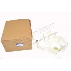 Windscreen Washer Reservoir / with H/lamp Wash Part LR013953