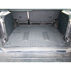 LR DISCOVERY II Rubber Mat Load Area Part STC50052AA