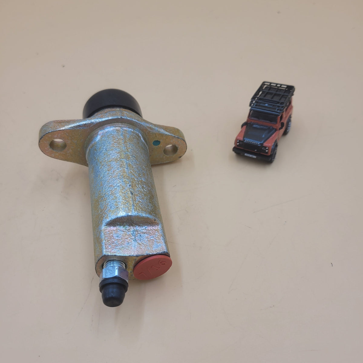 Clutch · Throwout Assembly & Slave Cylinder · 4 Cylinder