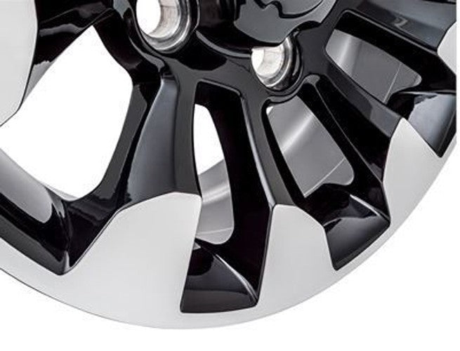 DEFENDER SAWTOOTH WHEELS DIAMOND CUT 18" WHEELS DA6635