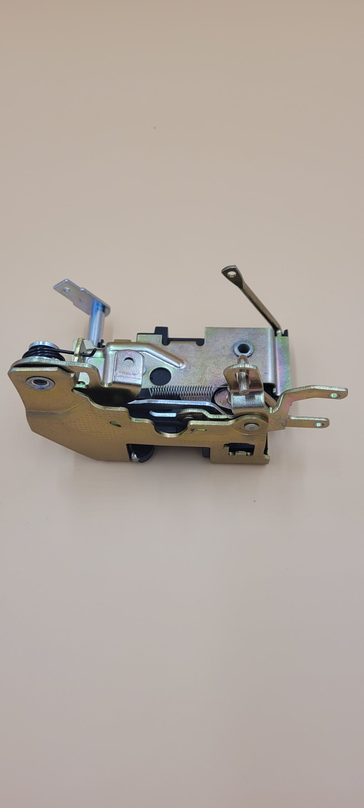 LR DISCOVERY I RR Classic Front Right Hand Door Latch MTC7593