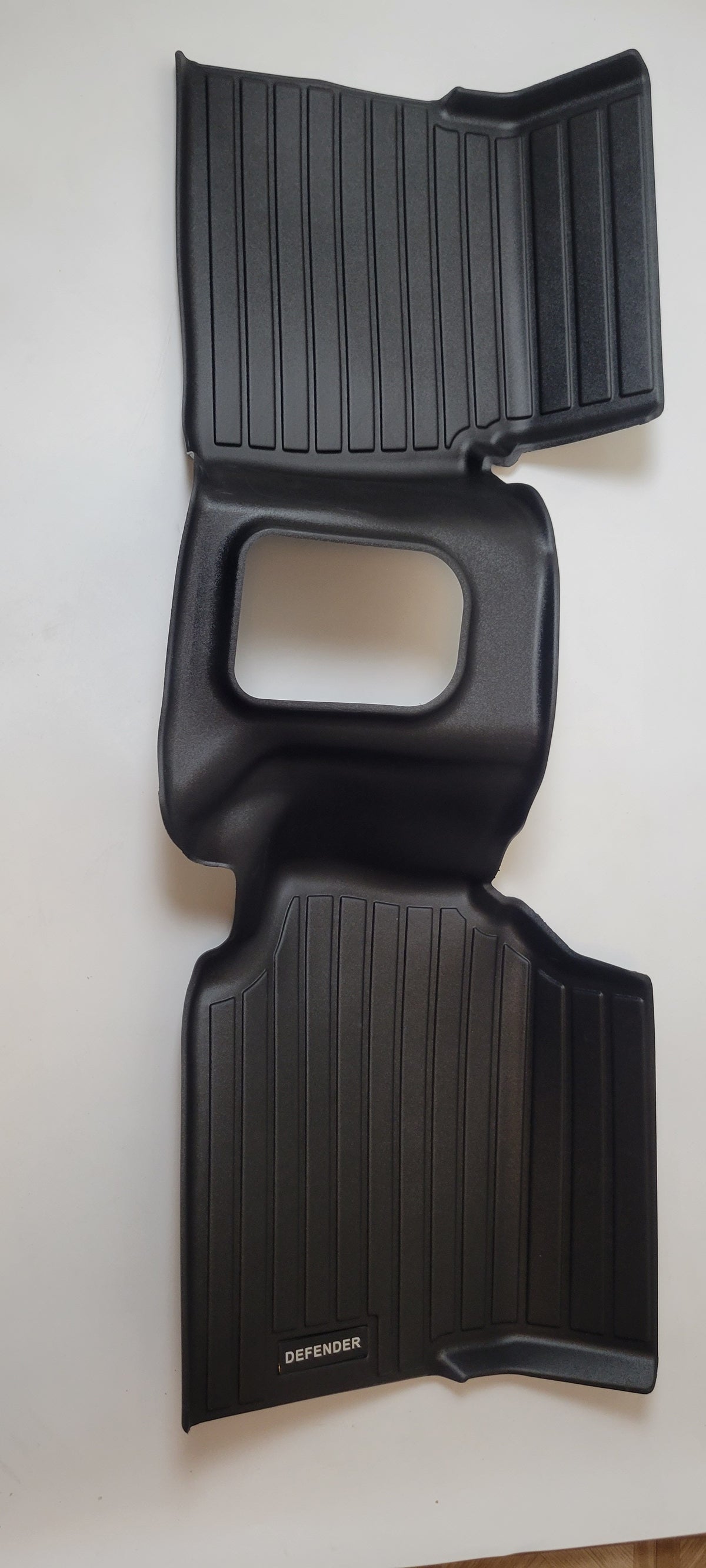 LR DEFENDER Barrier Mat Black For RHD Defender R380 UK009-29