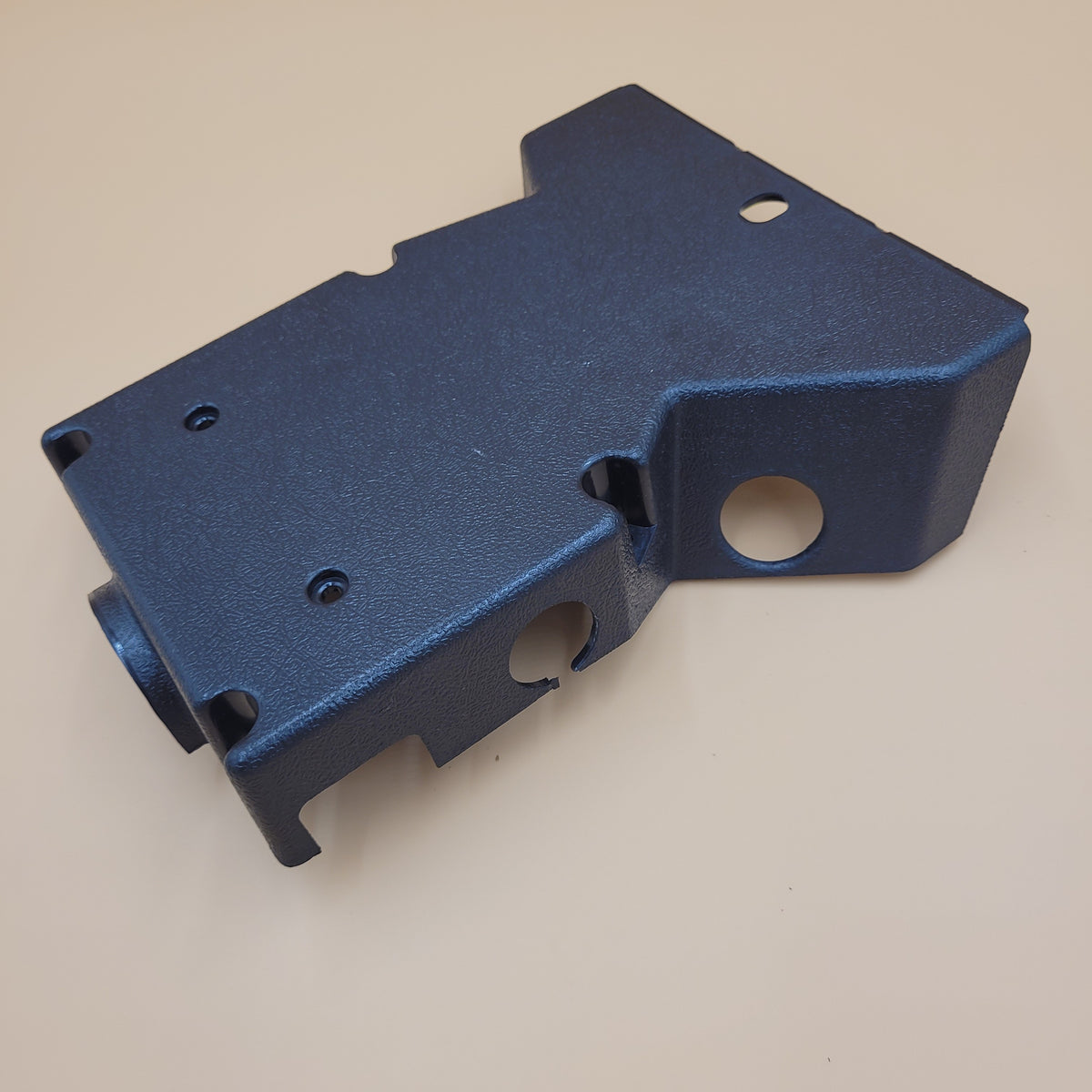 LR DEFENDER -06 Steering Column Lower Shroud Part MTC3801