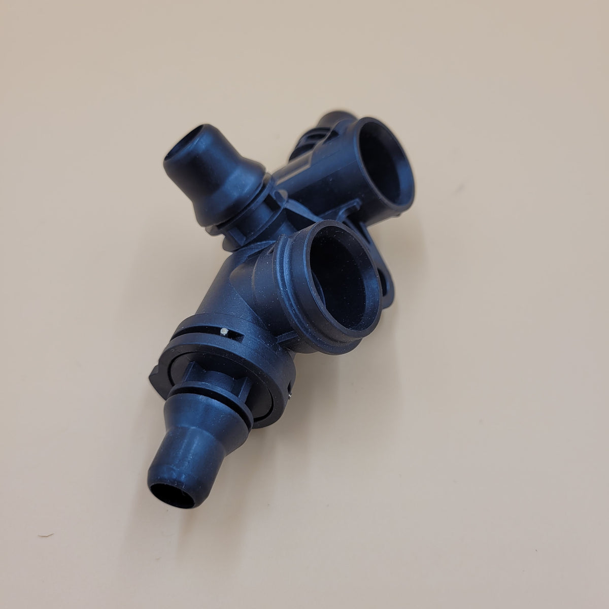 Range Rover L322 4.4 V8 Oil Cooler Thermostat MAHLE TO482 Part PBM000010X