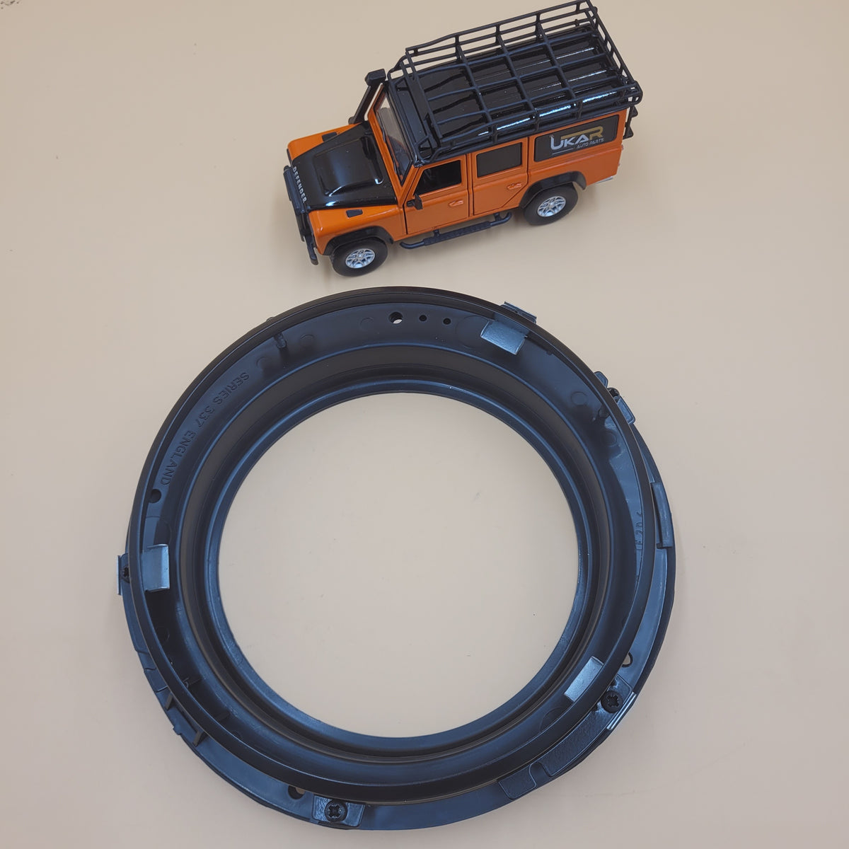 LR SERIES DEFENDER RRC Headlamp Fitting Kit and Ring - 7" Black DA1158 (STC1613)