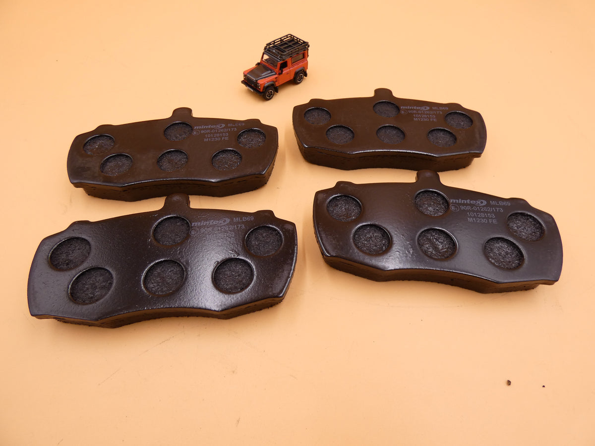 LR DEFENDER 110/130' up to -1986 Front Brake Pads MINTEX STC2950M BR3162M