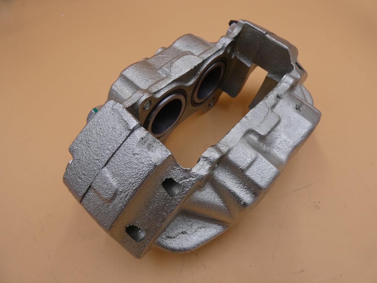 DEFENDER 90/110 Front Right Brake Caliper Part RTC5572